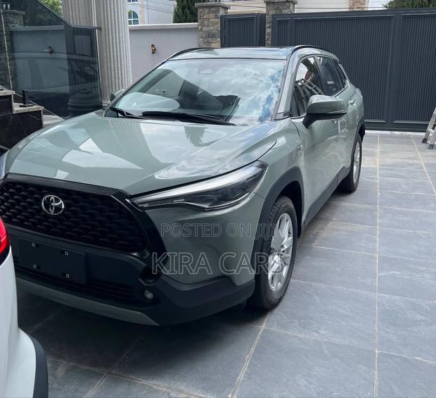 New Toyota Corolla Cross 2025 White