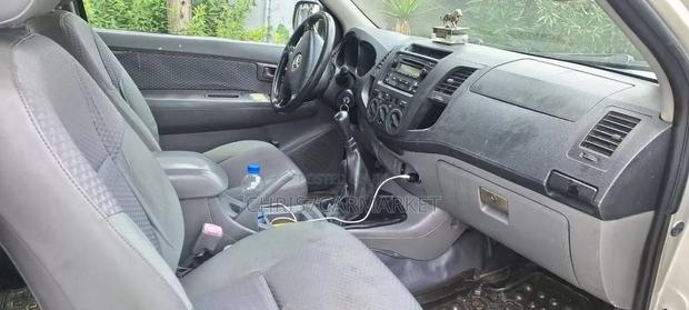 Toyota Hilux 2.5 D-4D 2008 Silver