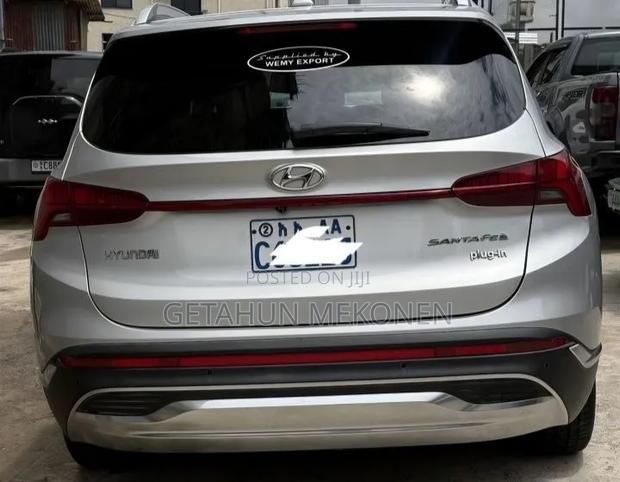 Hyundai Santa Fe 2023 Silver