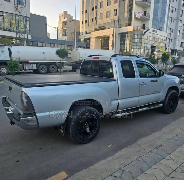 Toyota Tacoma 2008 Silver
