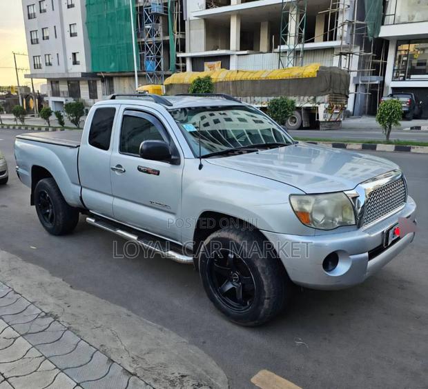 Toyota Tacoma 2008 Silver