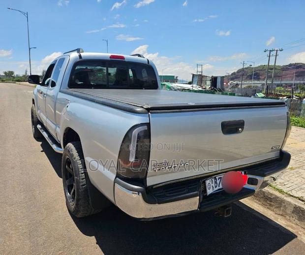 Toyota Tacoma 2008 Silver