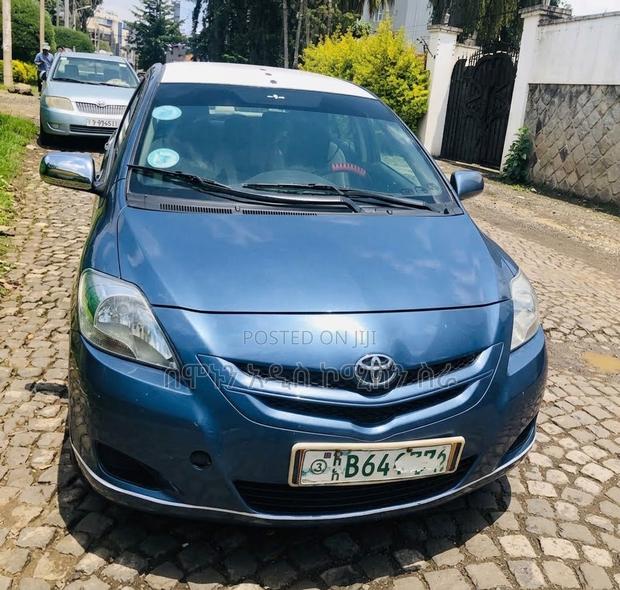 Toyota Belta 2007 Blue