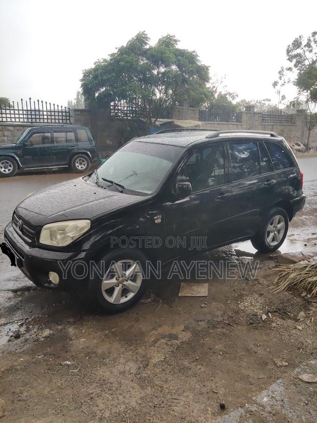 Toyota RAV4 1.8 2005 Black