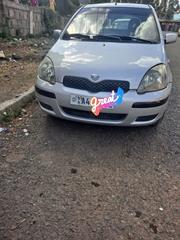 Toyota Vitz 2004 Silver for sale