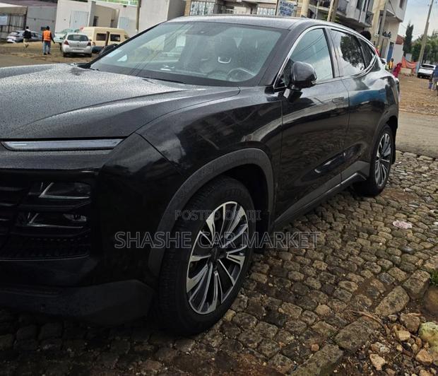 Jetour Dashing 2024 Black