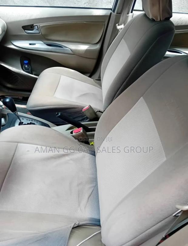Toyota Avanza 2013 Silver