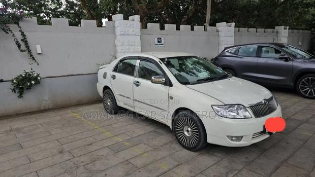 Toyota Corolla 2007 Ivory