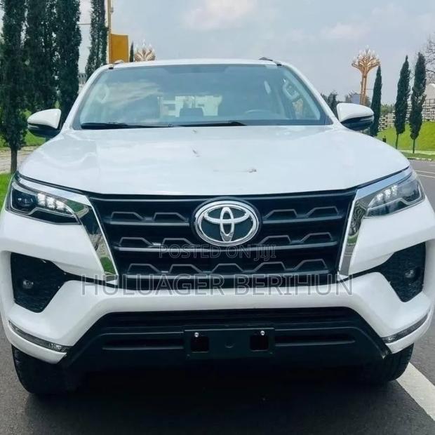 New Toyota Fortuner 2023 White