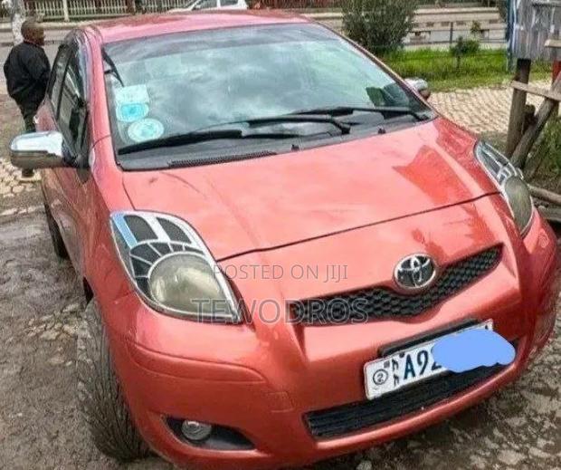 Toyota Yaris 2008 Brown