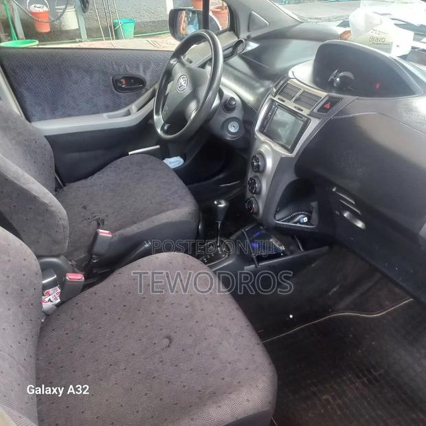 Toyota Yaris 2008 Brown