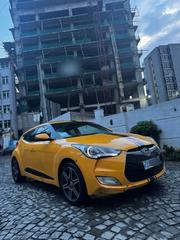 Hyundai Veloster 2013 Yellow for sale