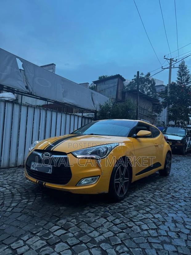 Hyundai Veloster 2013 Yellow