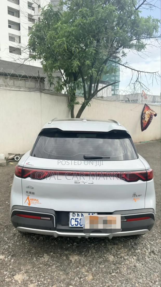 BYD Yuan Up 2024 Gray