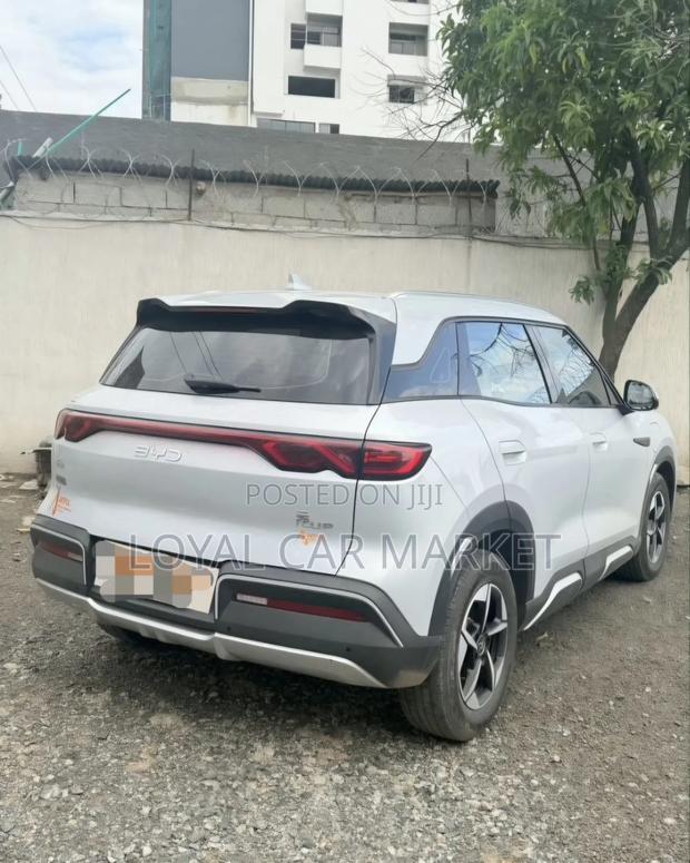 BYD Yuan Up 2024 Gray