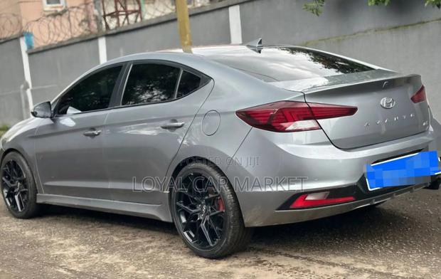 Hyundai Avante 2020 Gray