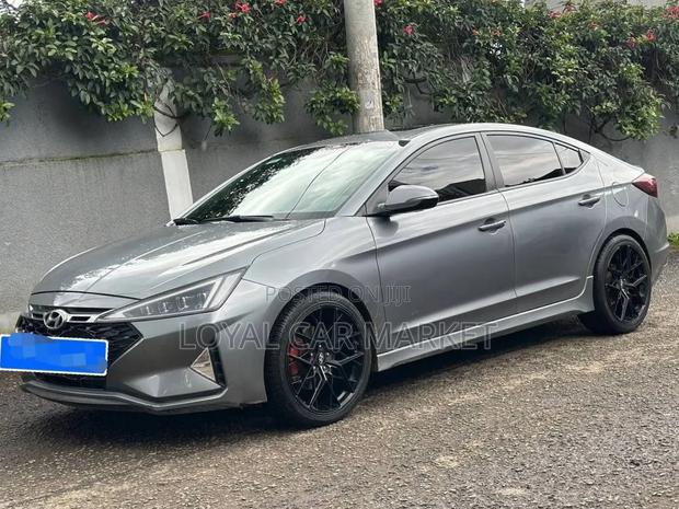 Hyundai Avante 2020 Gray