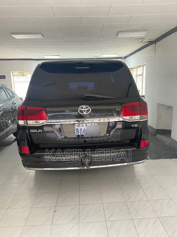 Toyota Land Cruiser 4.5 V8 DSL 2012 Gray