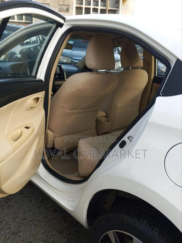 Toyota Yaris 2014 White