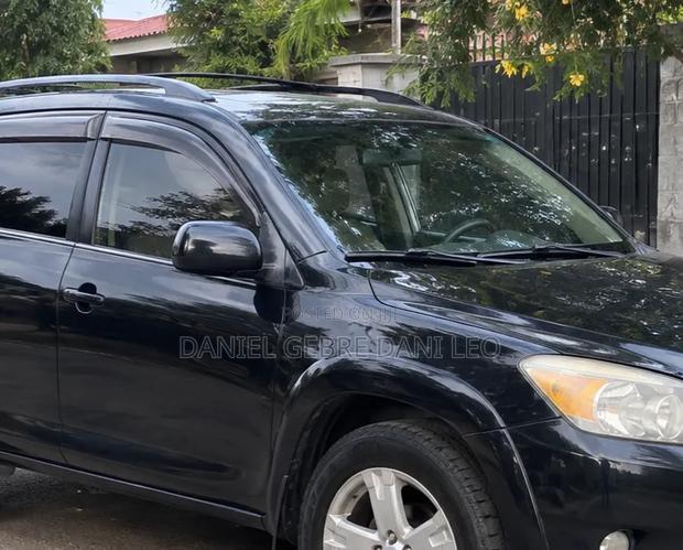 Toyota RAV4 2009 Black