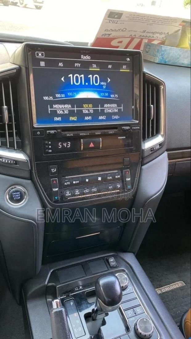 Toyota Land Cruiser 2020 White