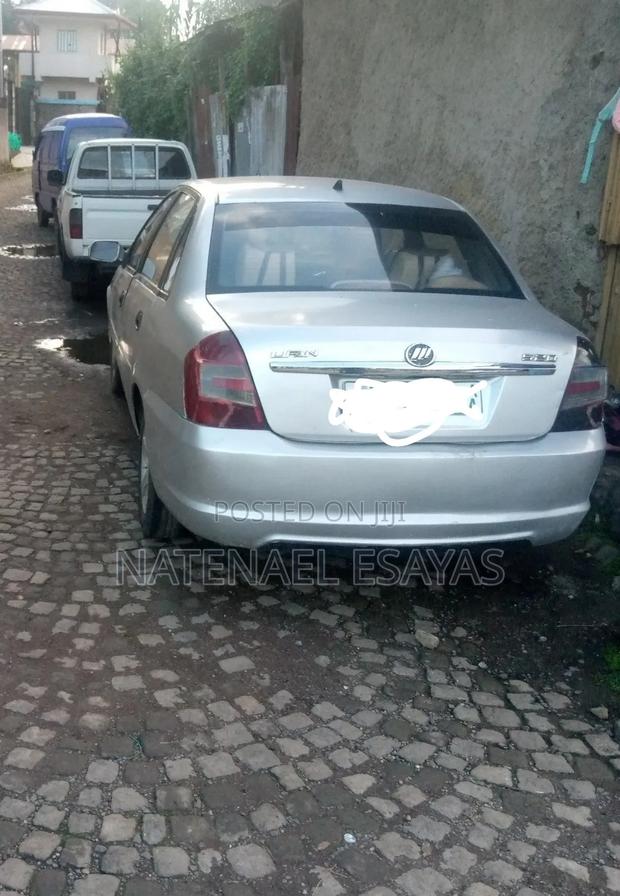 Lifan 520 2012 Silver