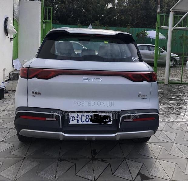BYD Yuan Up 2025 Gray