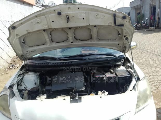 Toyota Belta 2010 White