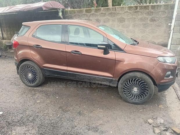 Ford Fiesta 2015 Gold