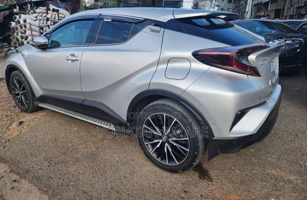 Toyota C-HR 2017