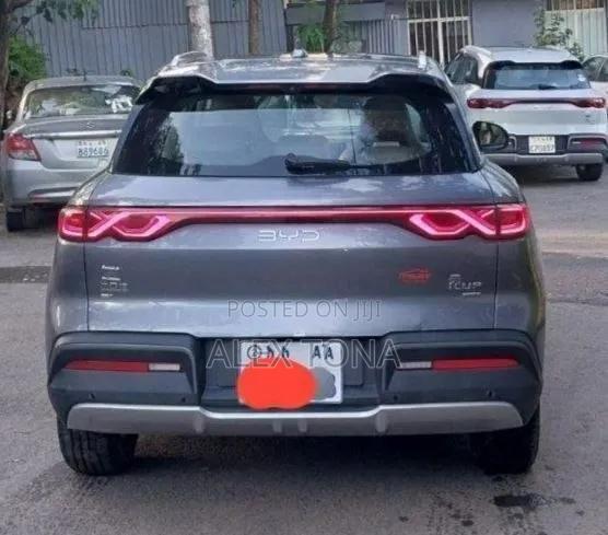 BYD Yuan Up 2025 Gray