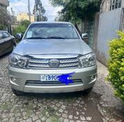 Toyota Fortuner 2.7 AWD 2009 Silver for sale