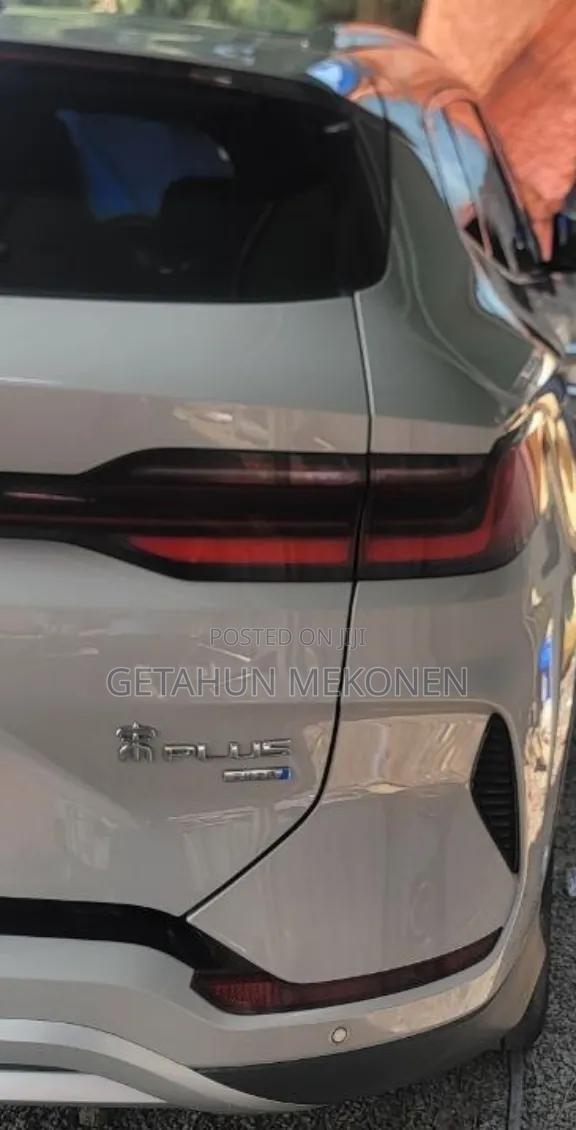 BYD Song Plus DM-i 2025