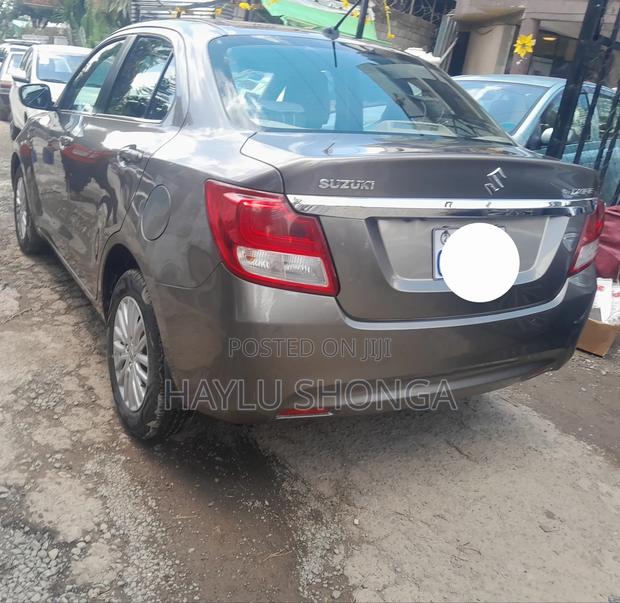 Suzuki Dzire 2022 Gray