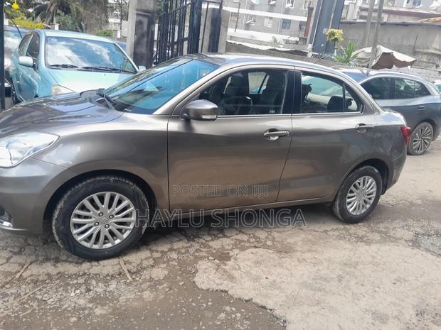 Suzuki Dzire 2022 Gray