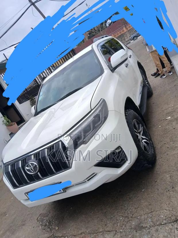 Toyota Land Cruiser Prado 2.8 2018 White