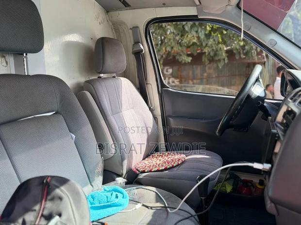 Toyota RAV4 2009 White