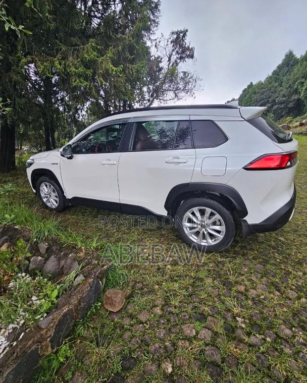 Toyota Corolla Cross 2023 White