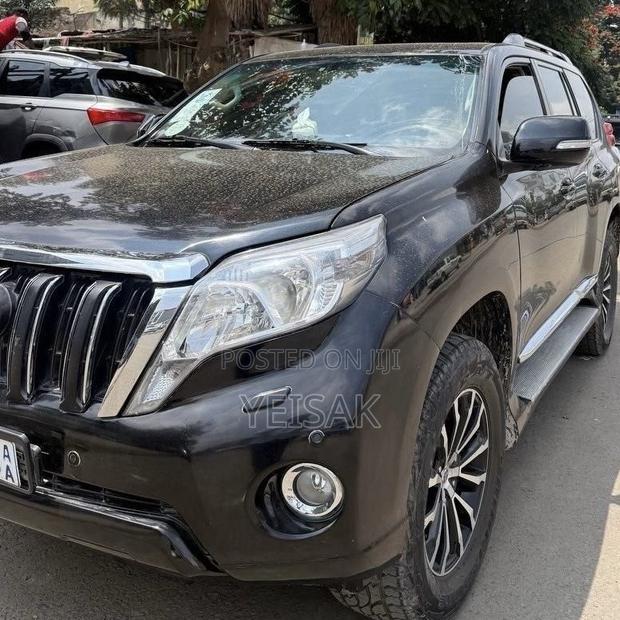 Toyota Land Cruiser 2014 Black