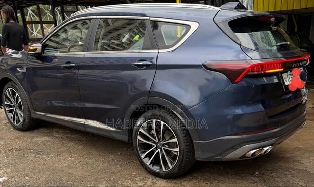 Jetour X70 1.5 7-Seater FWD 2022 Blue