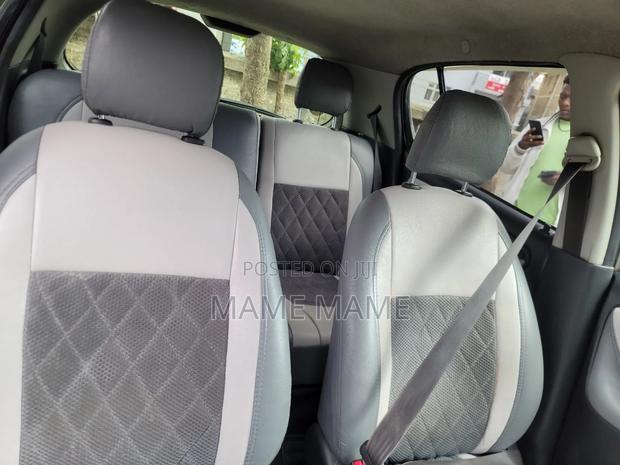 Toyota Vitz 2004 Gray