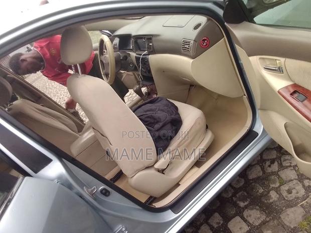 Toyota Corolla 2006 Gray