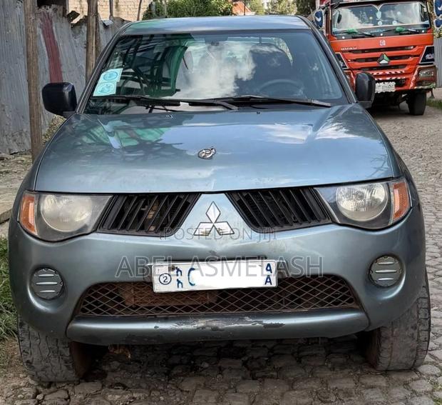 Mitsubishi L200 2007 Matt Black