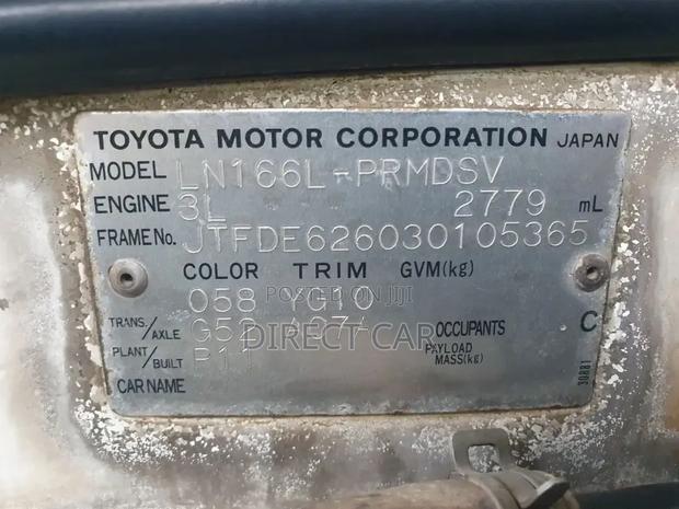 Toyota Hilux 2003 White