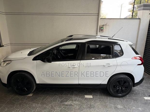 Peugeot 2008 1.2 PureTech (130 Hp) 2017 White