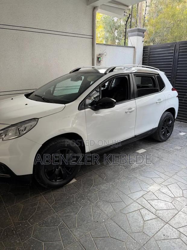 Peugeot 2008 1.2 PureTech (130 Hp) 2017 White