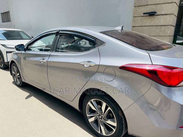 Hyundai Avante 2014 Gray