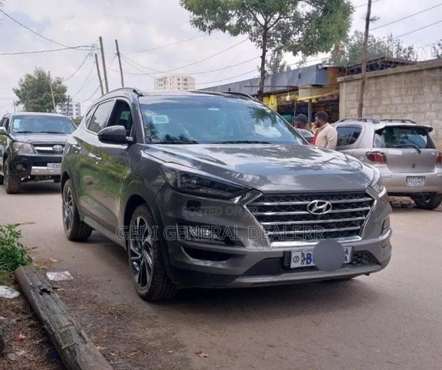Hyundai Tucson SE FWD 2020 Gray