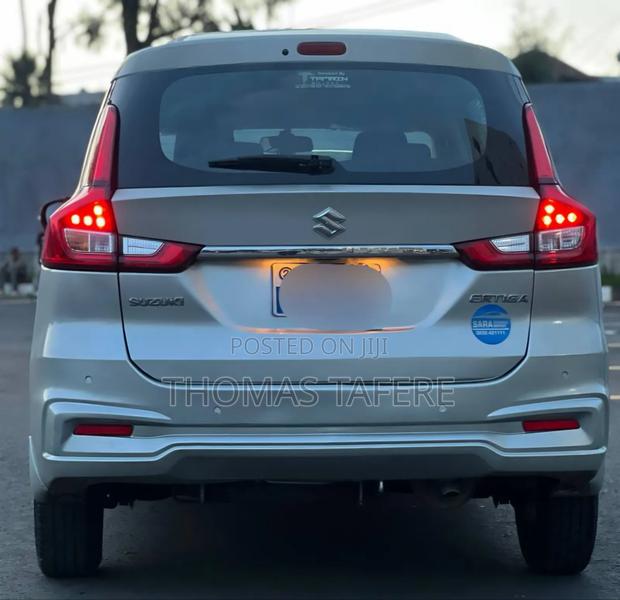 Suzuki Ertiga 2021 Silver