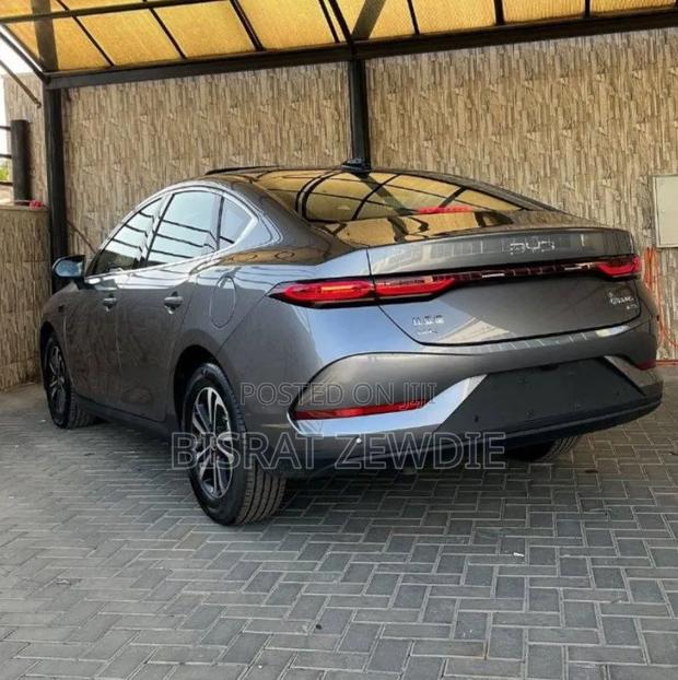 New BYD Qin Plus DM-i 2025 Gray